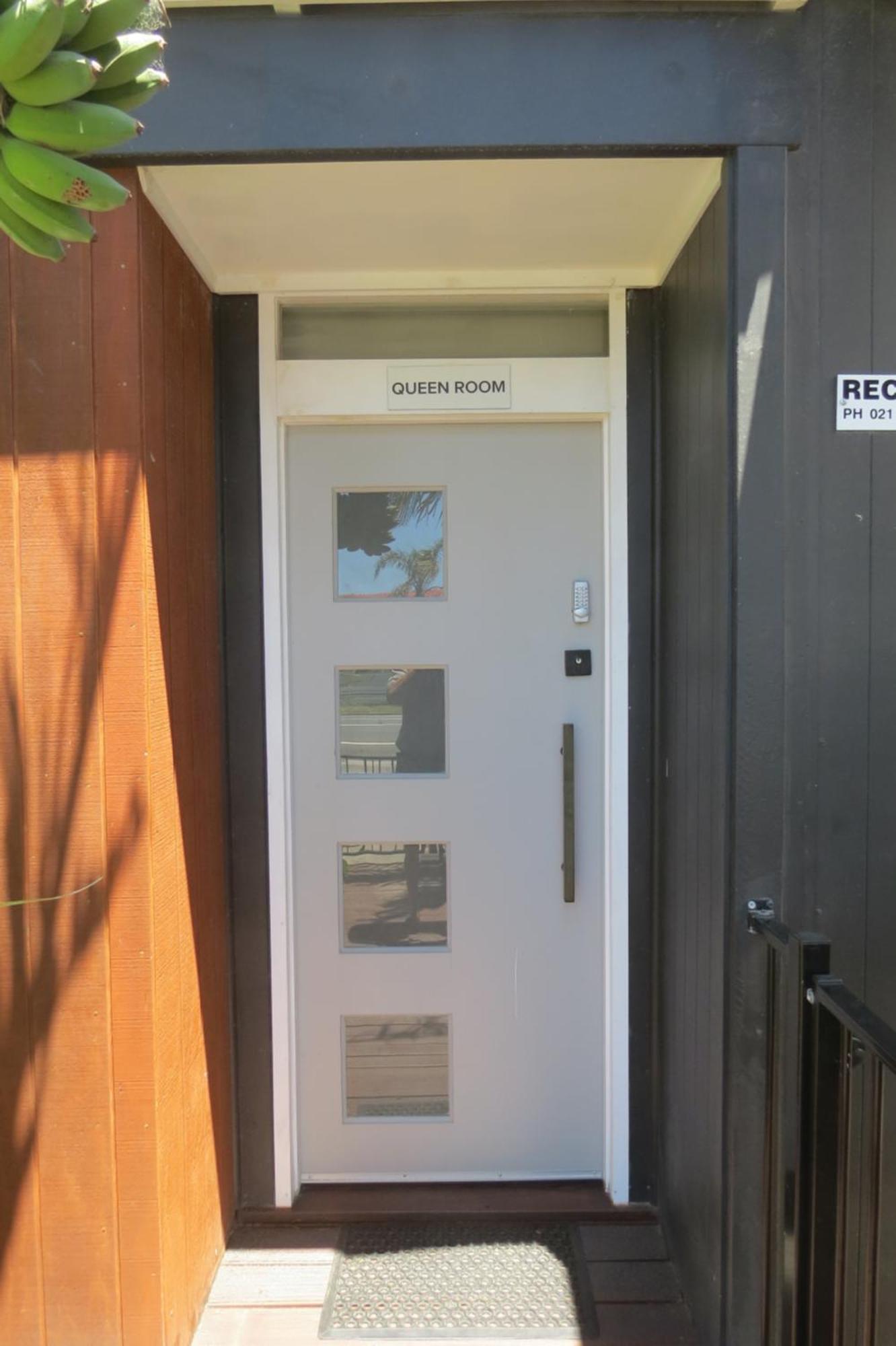 Two Palms Guest house